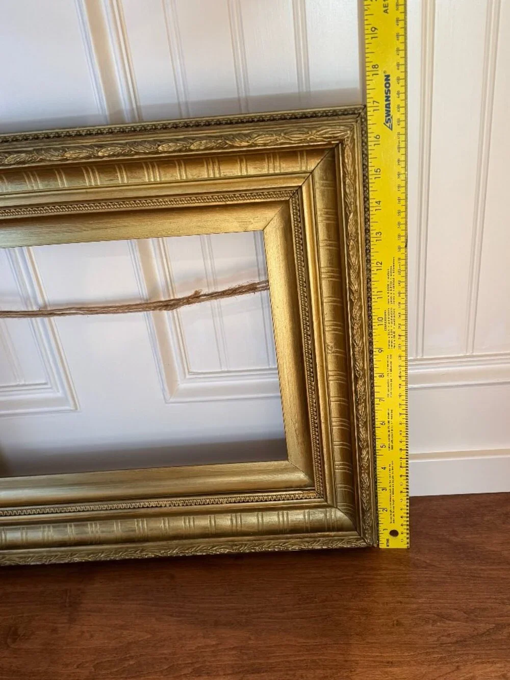 Antique Gold Wood Picture Frame – Fits 10x14 Art, Heavy Gilt Cove Moulding